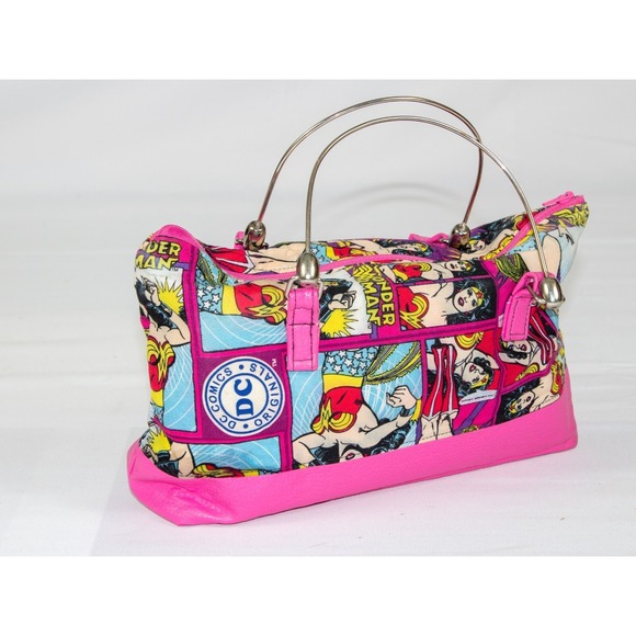 Custom Made One-of-a-Kind DC Comics Wonder Woman Top Handle Purse by Dee Tyson - Picture 6 of 6